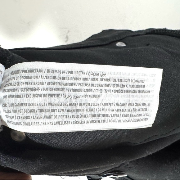 Abercrombie Mixed Fabric Ultra High Rise Ankle Straight Jeans Black Faux Leather - Picture 14 of 14